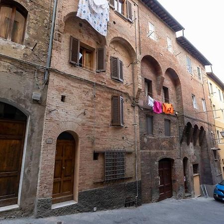 Casa Onda - Nel Cuore Della Contrada 锡耶纳 外观 照片
