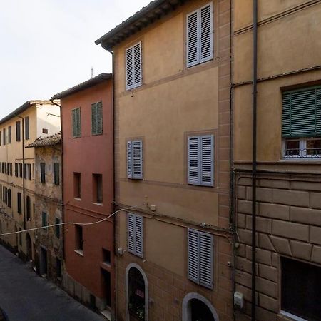 Casa Onda - Nel Cuore Della Contrada 锡耶纳 外观 照片